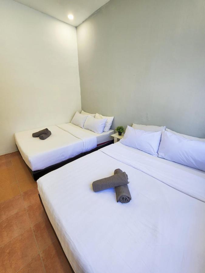 Gurney Coast Guest House By Sky Hive جورج تاون المظهر الخارجي الصورة