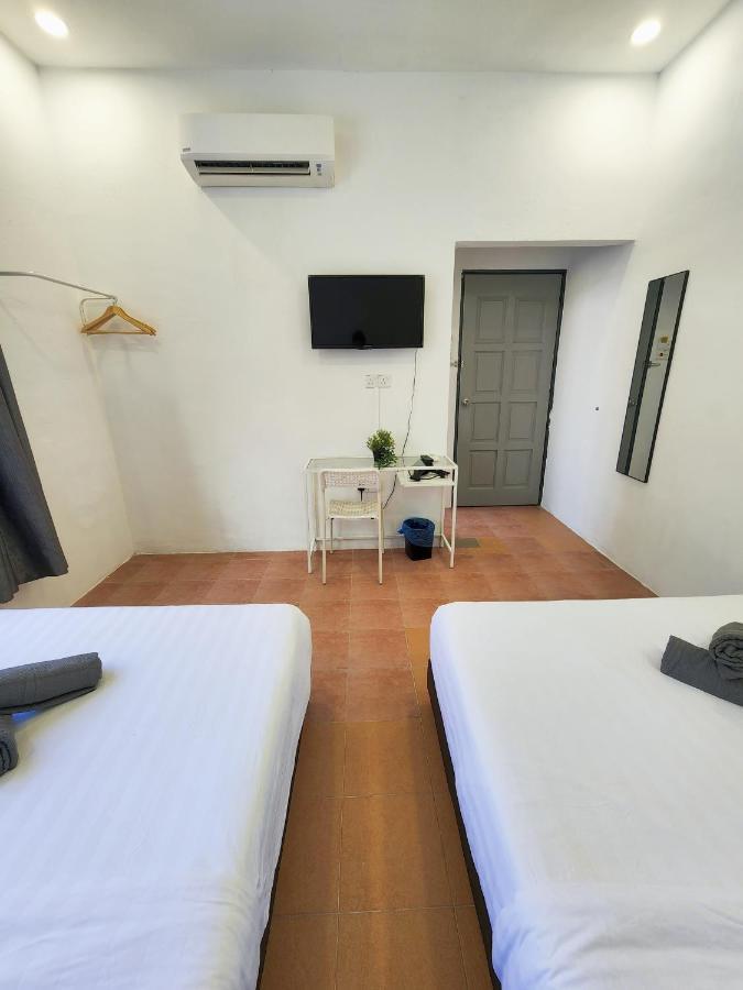 Gurney Coast Guest House By Sky Hive جورج تاون المظهر الخارجي الصورة