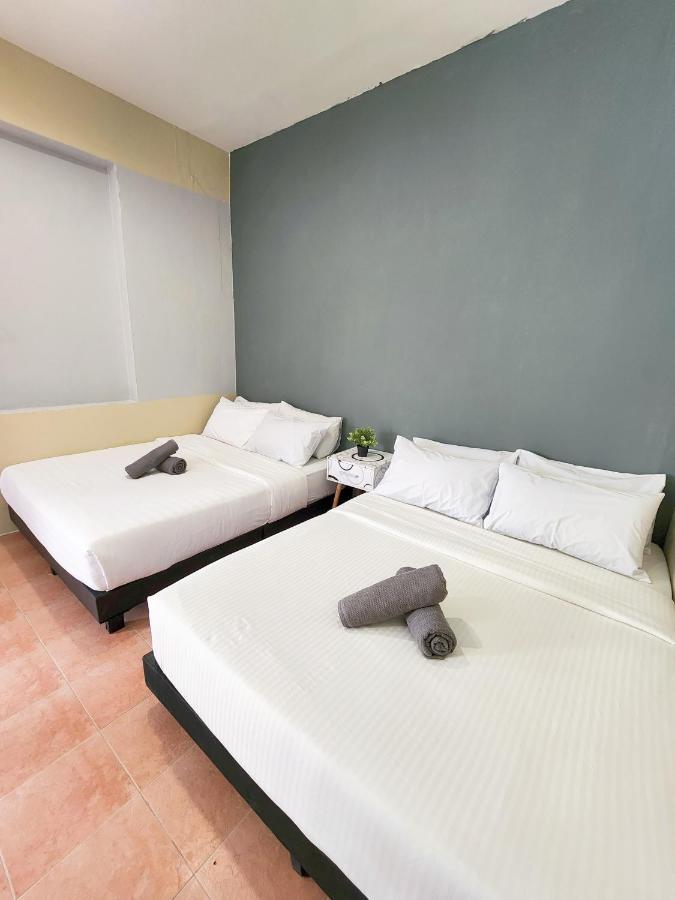 Gurney Coast Guest House By Sky Hive جورج تاون المظهر الخارجي الصورة