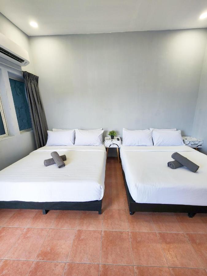 Gurney Coast Guest House By Sky Hive جورج تاون المظهر الخارجي الصورة