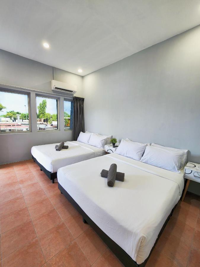 Gurney Coast Guest House By Sky Hive جورج تاون المظهر الخارجي الصورة