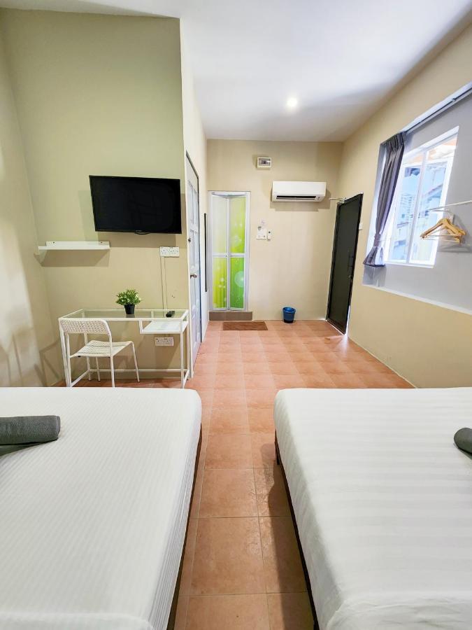Gurney Coast Guest House By Sky Hive جورج تاون المظهر الخارجي الصورة