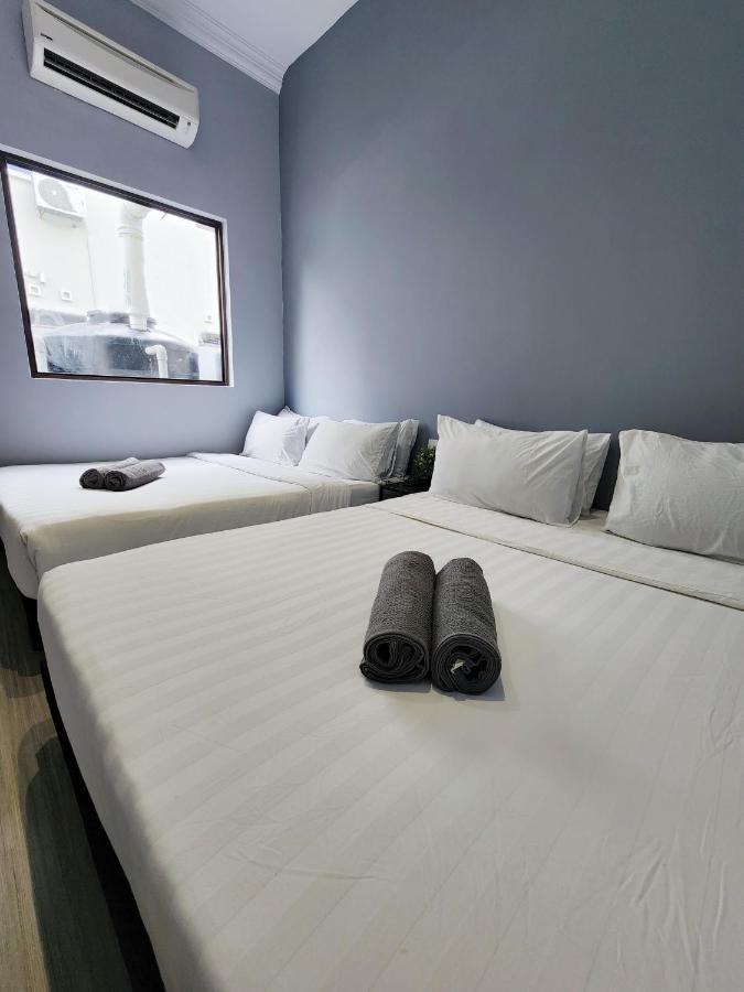 Gurney Coast Guest House By Sky Hive جورج تاون المظهر الخارجي الصورة